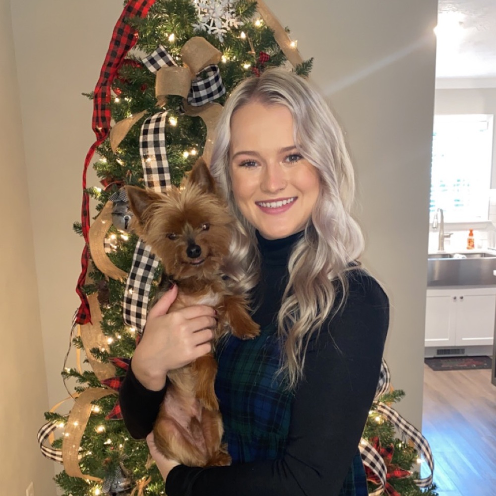 Meet your Posher, Avery